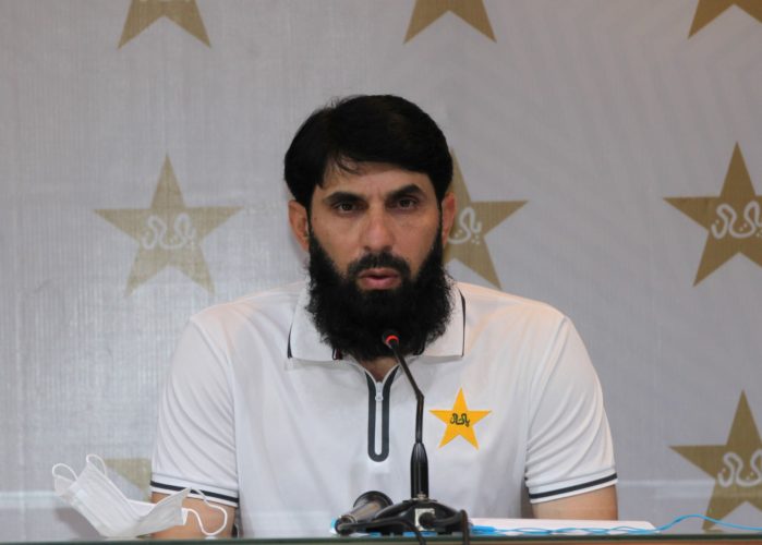 misbah steps down